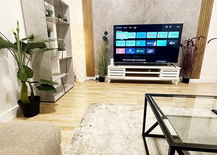 Beautiful Apartment 2A